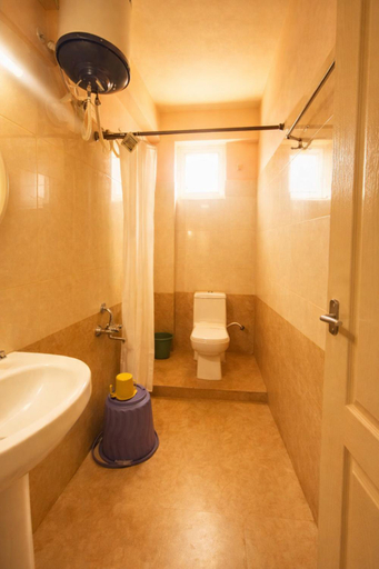 Bathroom 4, Hotel Golden Suites , Bangalore