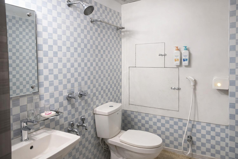 Bathroom 4, Richmart Resthouse, Barisal