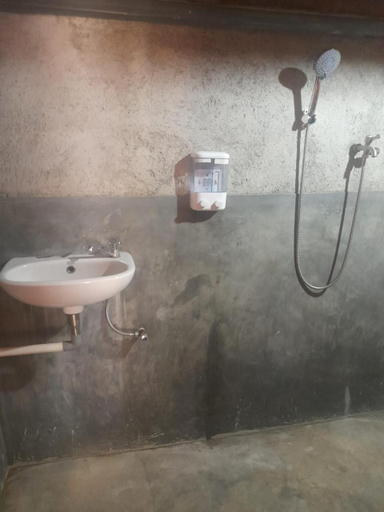 Bathroom 3, Pondok Elen Mandalika, Lombok