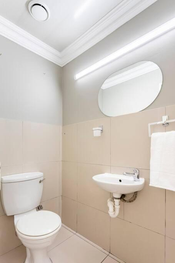 Bathroom 4, Urban Oasis at Perspectives, City of Cape Town