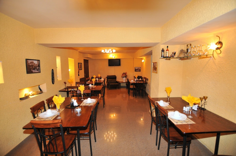 Food & Drinks 4, Diplomat Hotel Tbilisi, Tbilisi