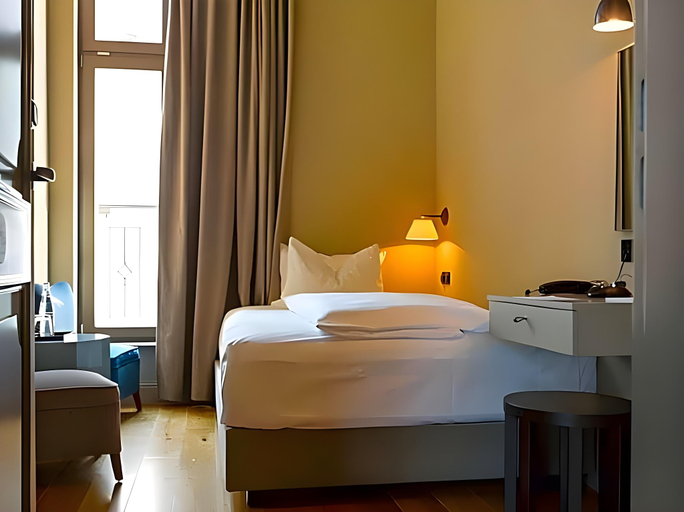 Bedroom 3, Monbijou Hotel, Berlin