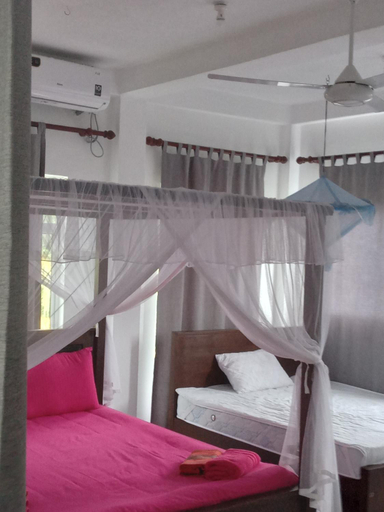 Bedroom 2, Mirissa North Tower, Weligama