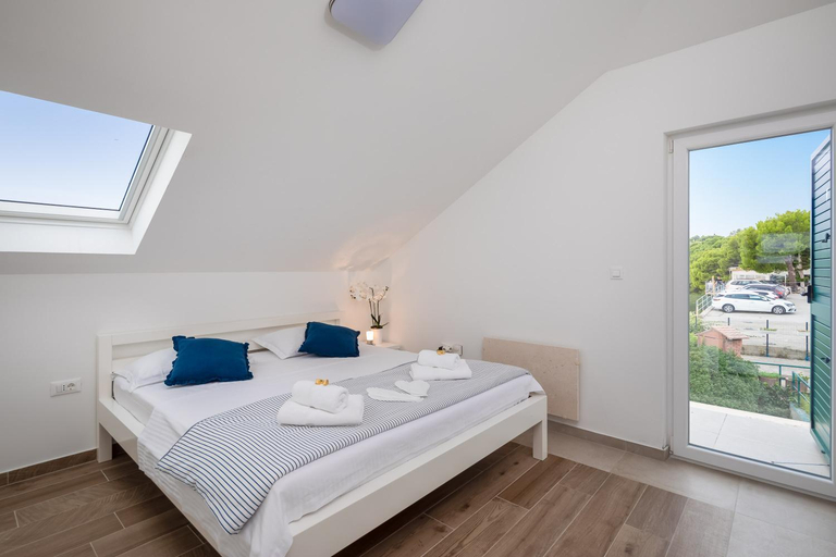Bedroom 3, Epetium Beach Villa, Split