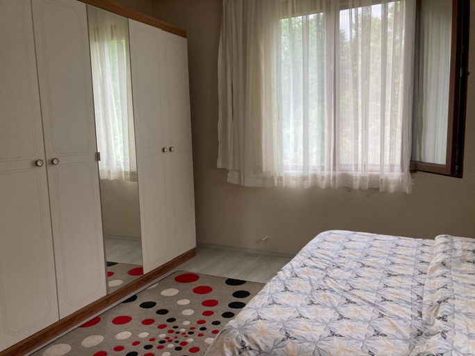 Bedroom 2, Hayrat black sea aparts, Hayrat