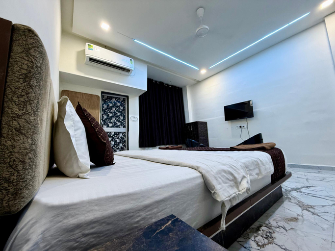 Bedroom 3, Hotel White Palace, Rajkot