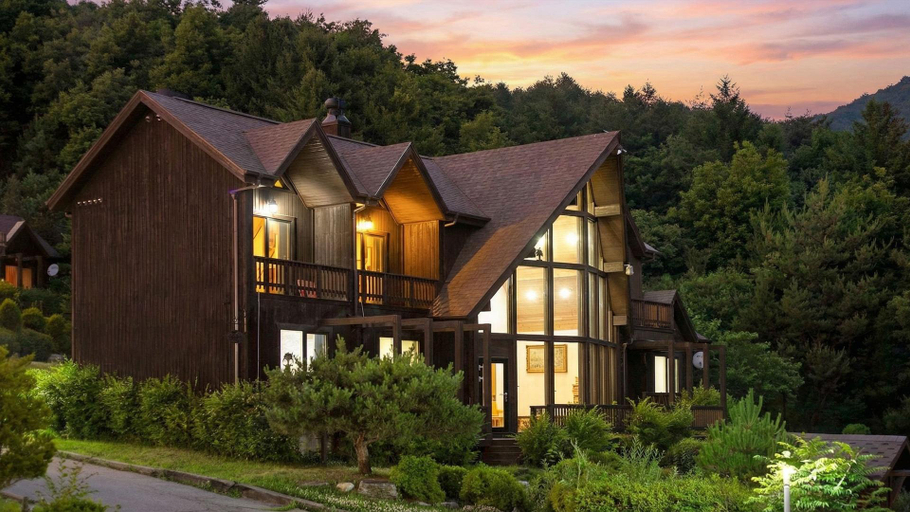 Exterior & Views, Pyeongchang Maia Pension, Pyeongchang