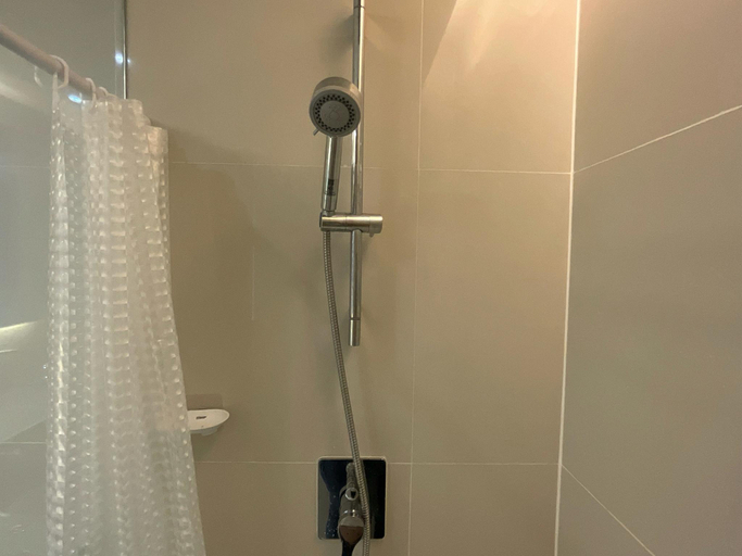 Bathroom 5, Grande Caribbean Condo, Pattaya
