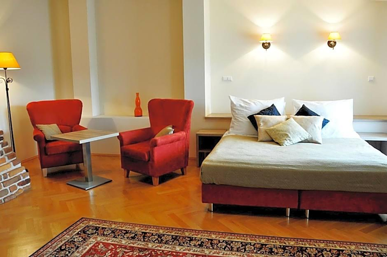 Bedroom 2, Hotel Santi, Kraków City