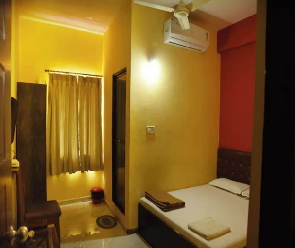 Room 4, Alfina Guest House, South Goa