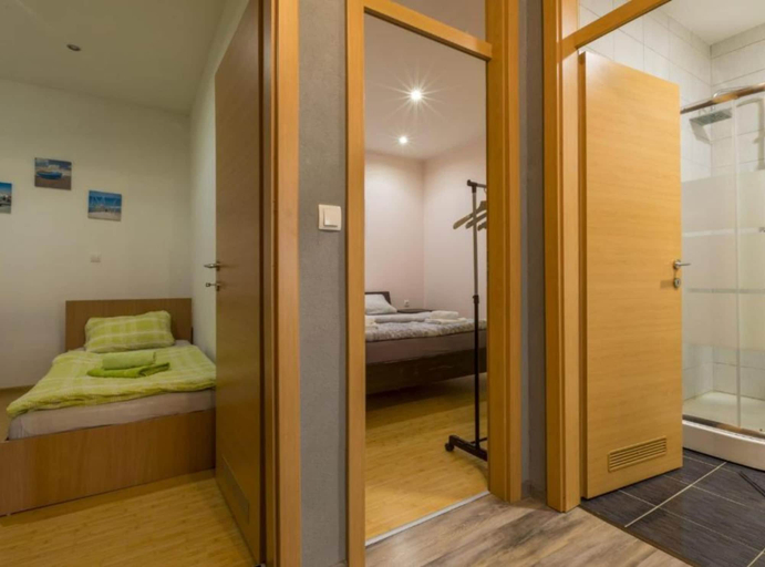 Room 4, Charming Apartment Vlatka, Novi Vinodolski