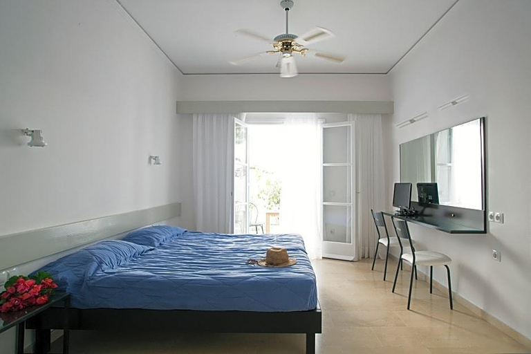 Bedroom 3, Kamari Beach, South Aegean