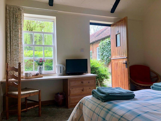 Bedroom 2, Beachborough Park, Kent