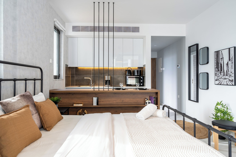 Room 3, Dusk - Studio by Plus 49 in Mackenzie, Larnaca