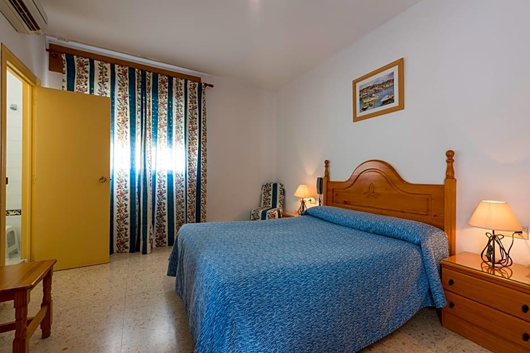 Bedroom 4, San Andres, Cádiz