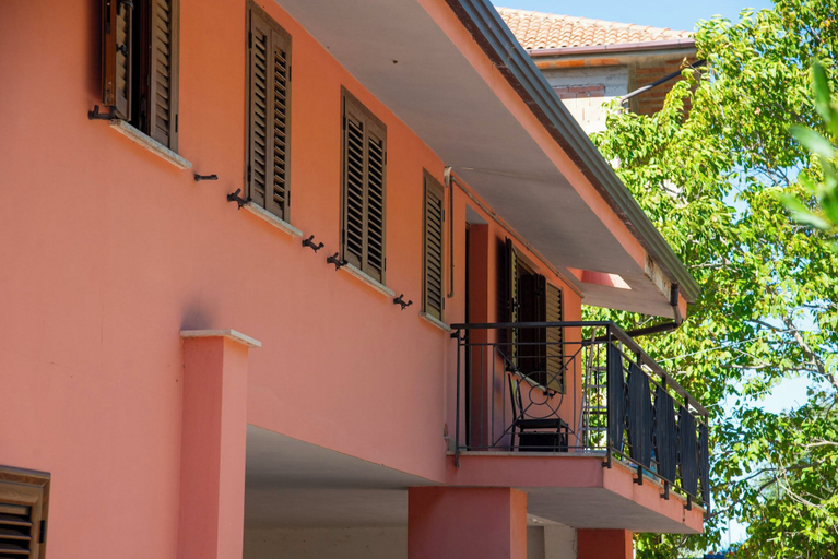 Front of property 2, Immersi nella natura, Salerno