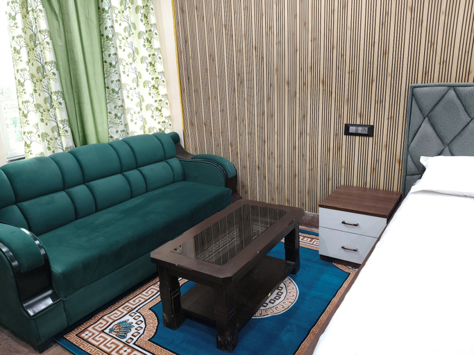 Room 3, The Royal Prince Hotel, Nawada
