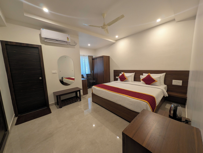Room 4, Hanuman Heritage, Chikmagalur