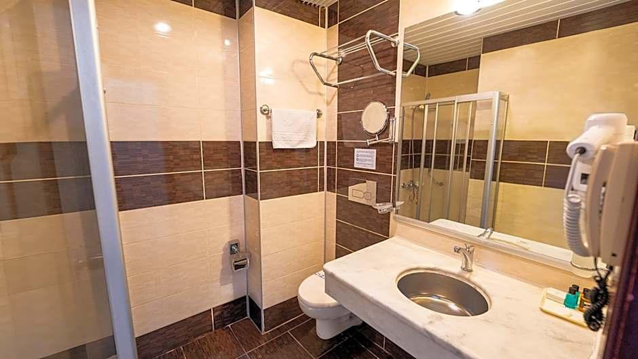 Bathroom 5, Galaxy Beach Hotel Alanya, Alanya