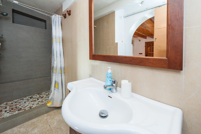 Bathroom 3, ELIAS NEIL HOUSE, Baleares