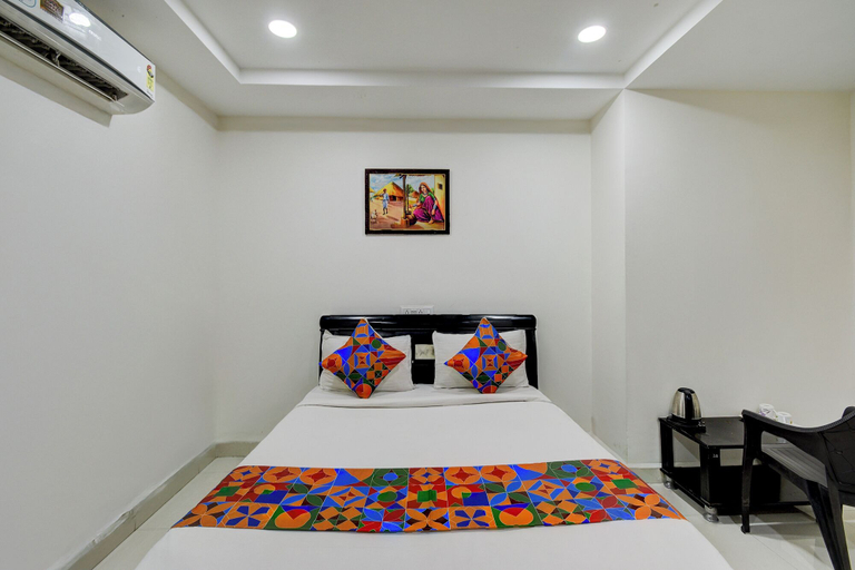 Room 3, Fabhotel Pgr Guest Inn, Hyderabad