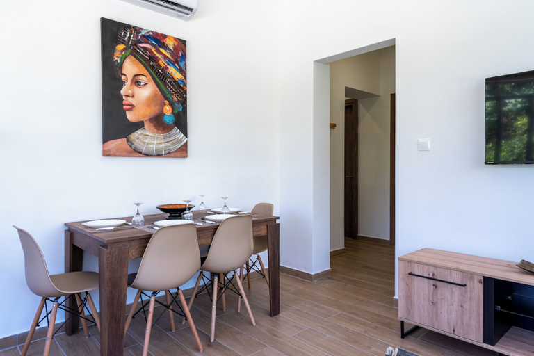 In-room dining 2, Verdant 1-BR Apt & Balcony in Larnaca, Larnaca