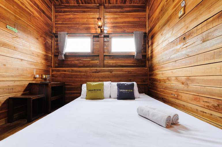 Bedroom 3, Urbanview Hotel Cianjur City Park by RedDoorz, Cianjur