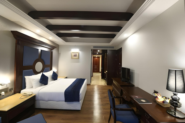 Bedroom 2, Hukam's Lalit Mahal, Raipur