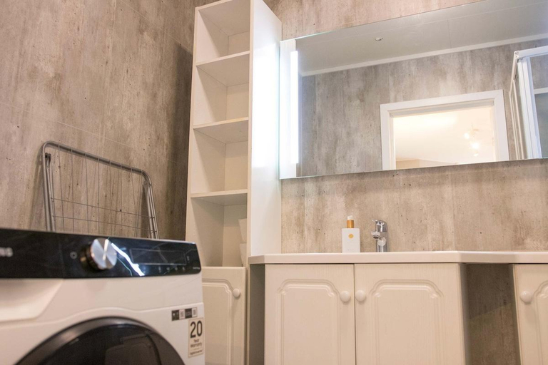 Bathroom 2, Practical 3-Beds Apartment in Tromsø, Tromsø