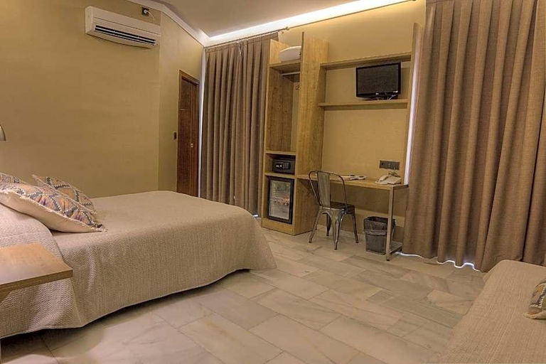 Bedroom 4, Los Patios, Córdoba