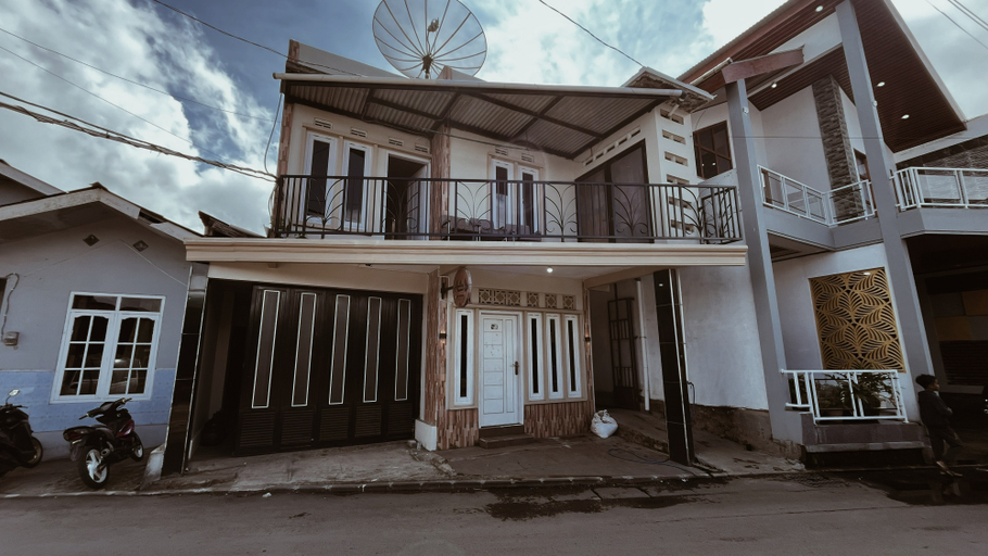 Exterior & Views, Homestay Agathis, Wonosobo