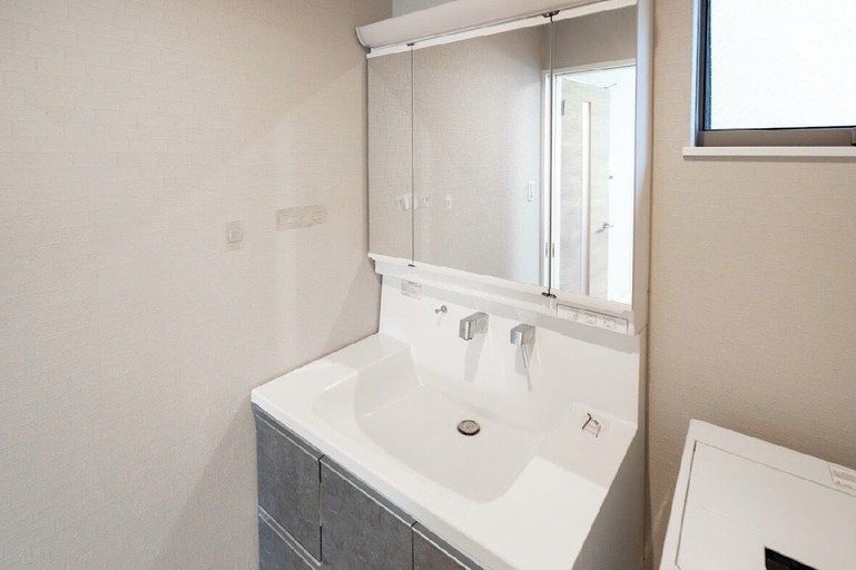 Bathroom 3, Seiran Villa, Osaka