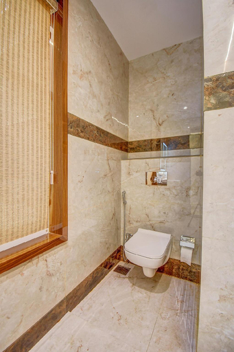 Bathroom, FOUR SEASONS RESORTS, Pune