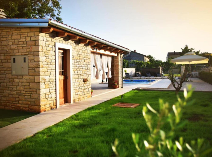 Exterior 4, Villa Prestige Azinetti With Pool, Svetvinčenat