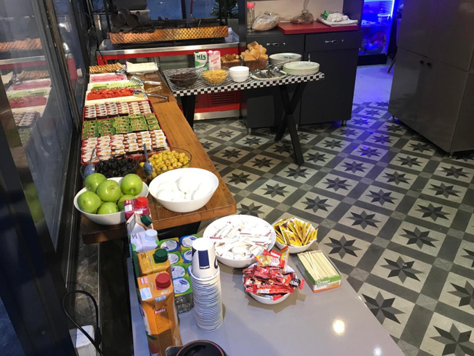Food & Drinks 5, galata green apple hotel, Beyoğlu