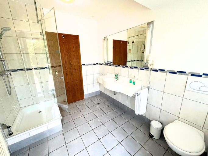 Bathroom 5, Gästehaus Tönisvorst, Viersen