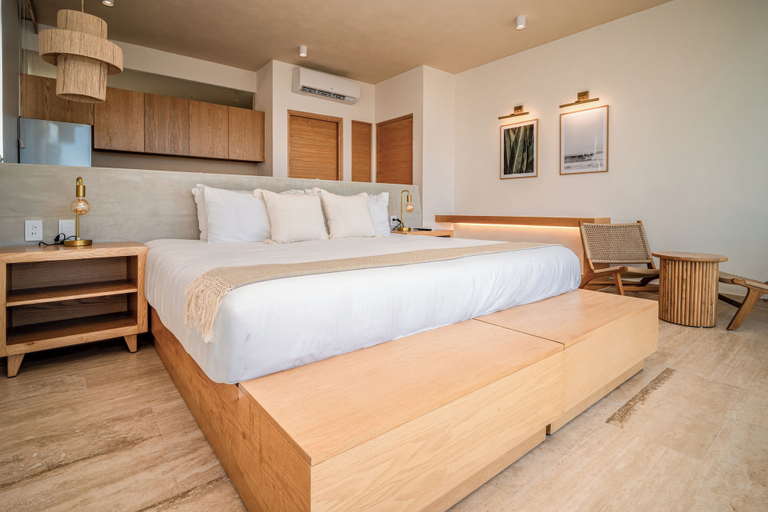 Room 5, Greta Puerto Morelos, Benito Juárez