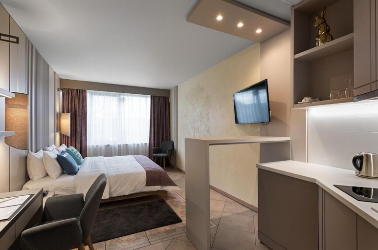 Room 5, Hotel SeePark Murten, Lac