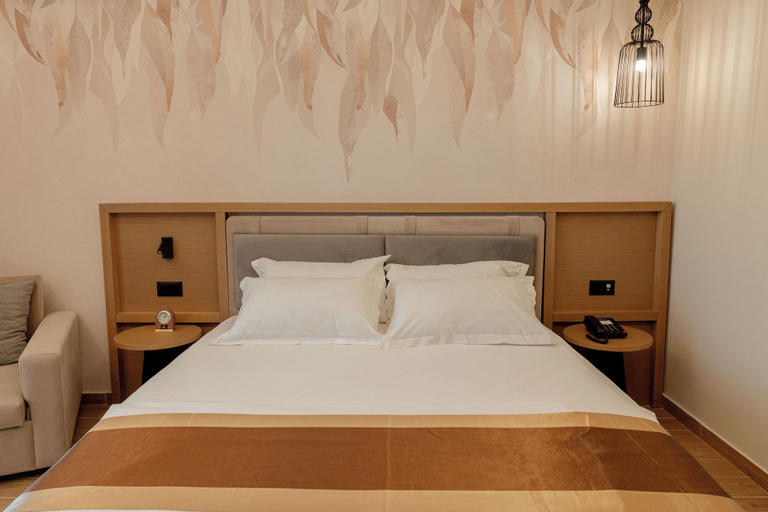 Bedroom 5, FAFA Sun Hotel, Kavajës