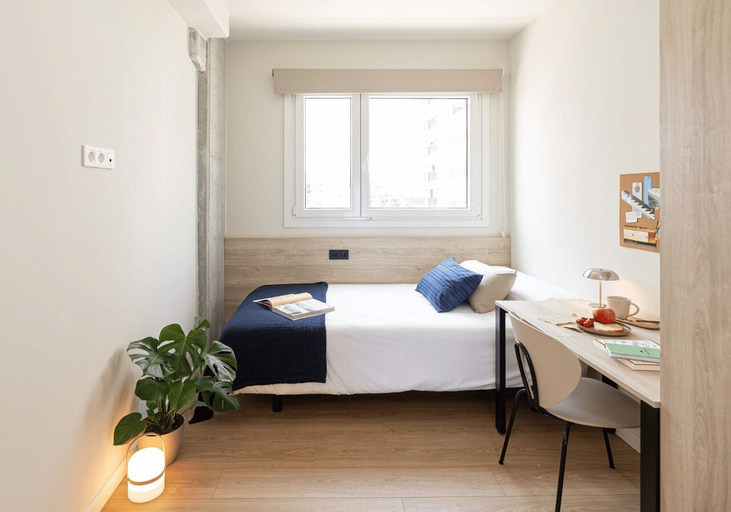 Room 5, Yugo Terrassa, Barcelona
