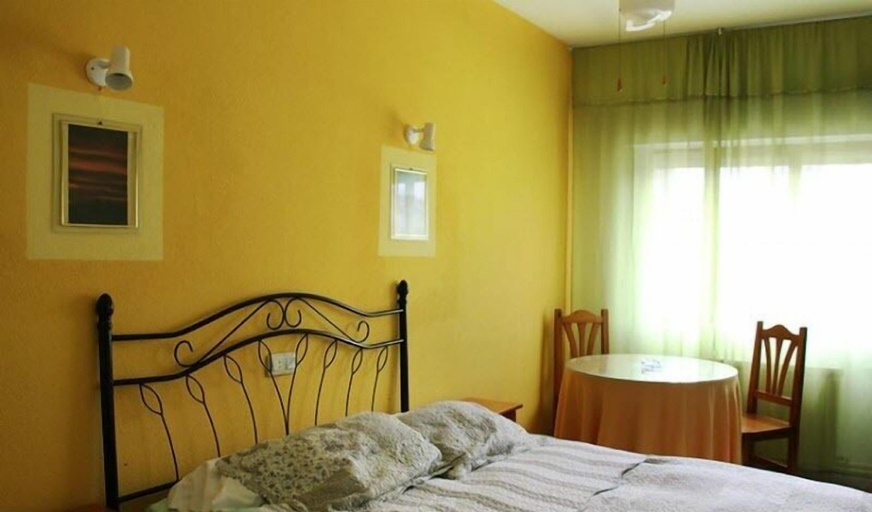 Bedroom 3, Hostal Avenida, Ávila