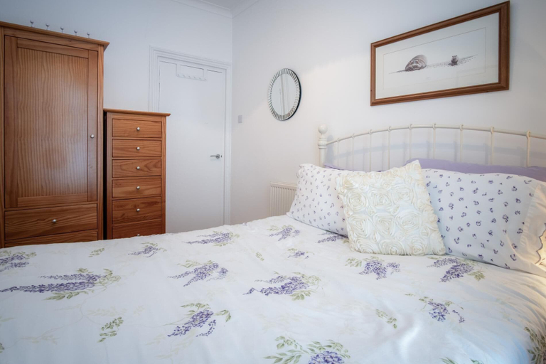 Floor plan 5, Taliesin - 5 Bedroom Holiday Home - Tenby, Pembrokeshire