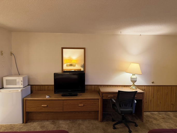 Others 5, Sagebrush Inn, Fallon
