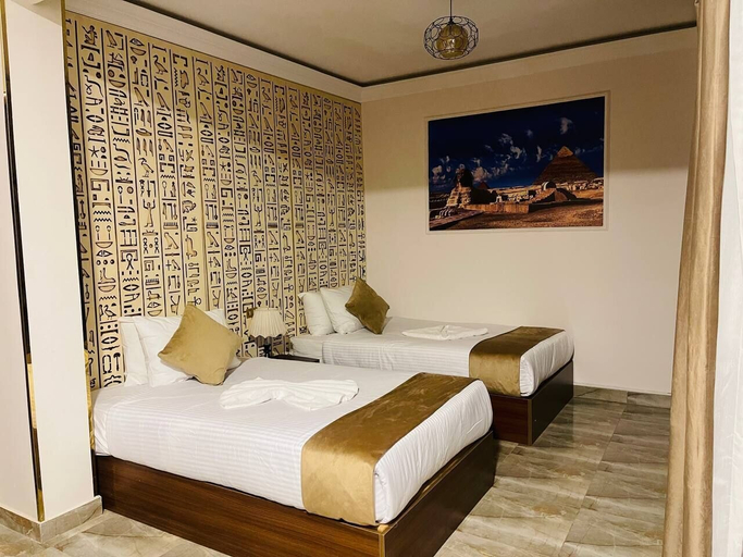 Room 4, MARQUIS PYRAMIDS HOTEL, Al-Ahram