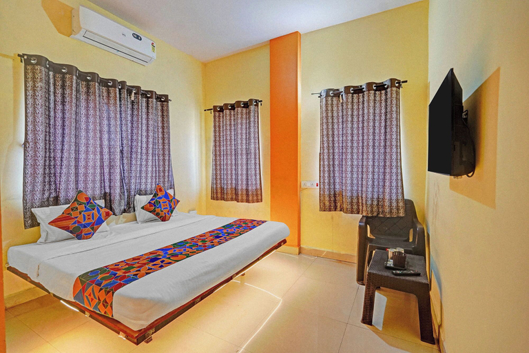 Room 2, Via Comfort Hub, Nagpur