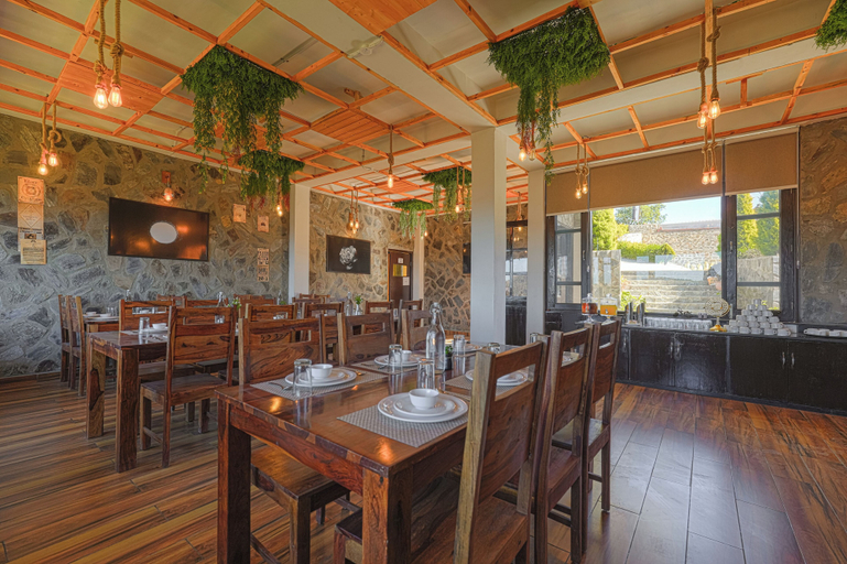 Interior 2, The Stone Age Bed N Breakfast by Alaya Stays, Shimla