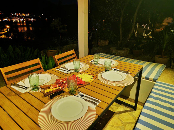 Others 2, Villa Gjardini - Sparadici, Šibenik