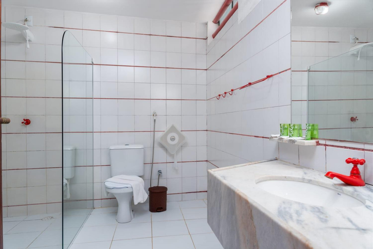 Bathroom, Pousada barra sol, Barra de São Miguel