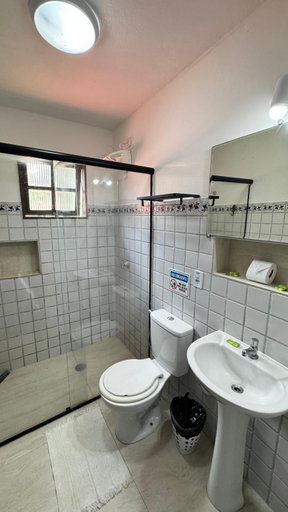 Bathroom 4, Chales da Lua Juquehy, São Sebastião