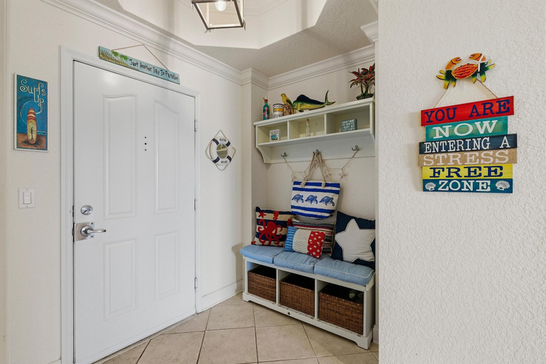 Interior 5, Minorca Andros 803, Volusia